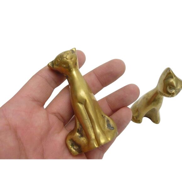 Vintage Small Brass Long Neck Cat Figurine Two Little Cats Cottage Decor - Picture 2 of 4